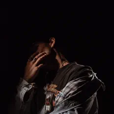 聆聽 DVRK、觀看音樂影片、閱讀小傳、查看巡演日期等！