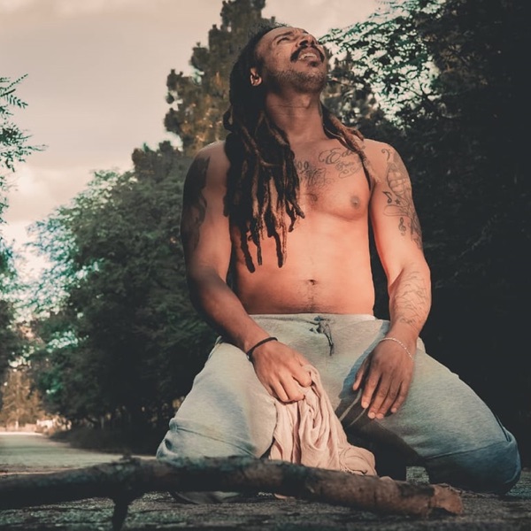 Pensamentos Voam (feat. Glauco CNR)