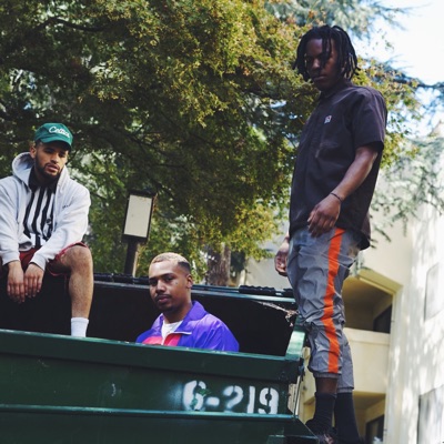 Listen to Weirdoze, watch music videos, read bio, see tour dates & more!