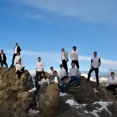 Ouça In The Buff, assista a videoclipes, leia a biografia, veja as datas das turnês e mais!