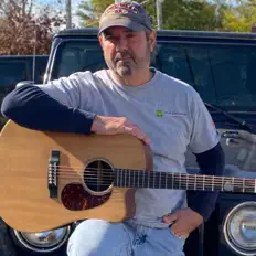 Hör dir J T Wells an, schau dir Musikvideos an, lies die Biografie, finde Tourdaten und mehr!