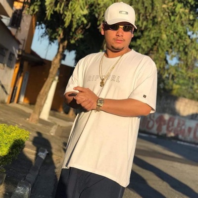 Ela Quer Sarrar nos Cria - Single