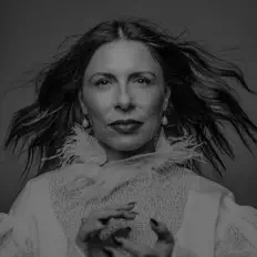 Marynka을(를) 듣고, 뮤직 비디오를 보고, 약력을 읽고, 투어 일정 등을 확인하세요!