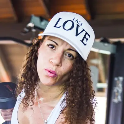 Listen to Vee Scott, watch music videos, read bio, see tour dates & more!