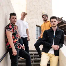 The Grand Yellowを聴いたり、ミュージックビデオを鑑賞したり、経歴やツアー日程などを確認したりしましょう！