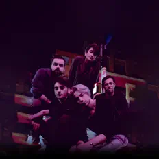 收听 Hand Made House、观看音乐视频、阅读小传、查看巡演日期等 ！