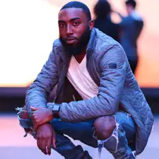 Posłuchaj wykonawcy Omeeezy, obejrzyj teledyski, przeczytaj biografię, zobacz daty tras koncertowych i nie tylko!