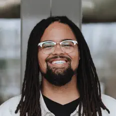 收听 Emory Quince、观看音乐视频、阅读小传、查看巡演日期等 ！