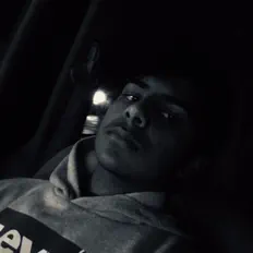 Sharran Sineesh을(를) 듣고, 뮤직 비디오를 보고, 약력을 읽고, 투어 일정 등을 확인하세요!