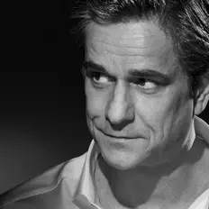 Poslechněte si interpreta Juliano Rossi, sledujte hudební videa, přečtěte si životopis, podívejte se na data turné a další informace.