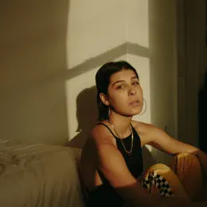 Ashley Leone dinle, müzik videolarını izle, biyografisini oku, tur tarihlerini ve daha fazlasını gör!