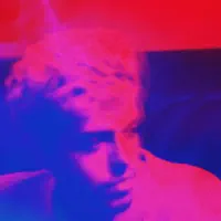 Ascolta undefined, guarda video musicali, leggi la biografia, vedi le date del tour & altro!