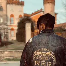 Dengarkan Lil Savage, tonton video musik, baca bio, lihat tanggal tur & lainnya!