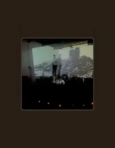 City Wolves을(를) 듣고, 뮤직 비디오를 보고, 약력을 읽고, 투어 일정 등을 확인하세요!