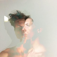 L I G H T & D a R K N E S S - Single - Colliding Galaxies