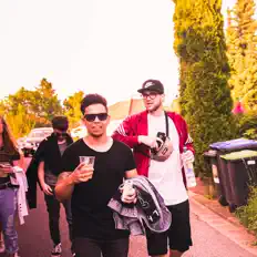 Listen to Hombre X Dinero, watch music videos, read bio, see tour dates & more!