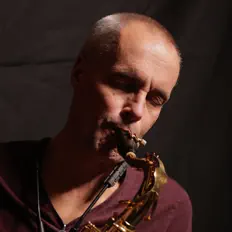 Dengarkan Unheard Music Concepts, tonton video musik, baca bio, lihat tanggal tur & lainnya!