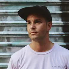 ANT LaROCKを聴いたり、ミュージックビデオを鑑賞したり、経歴やツアー日程などを確認したりしましょう！