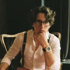 Ben Mosesを聴いたり、ミュージックビデオを鑑賞したり、経歴やツアー日程などを確認したりしましょう！