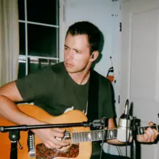 Dengarkan Rich Liverance, tonton video musik, baca bio, lihat tanggal tur & lainnya!