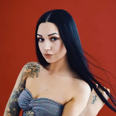 Listen to Jillea, watch music videos, read bio, see tour dates & more!