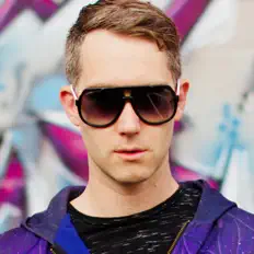 Loopacabra을(를) 듣고, 뮤직 비디오를 보고, 약력을 읽고, 투어 일정 등을 확인하세요!