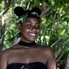 Dengarkan Ava Unique, tonton video musik, baca bio, lihat tanggal tur & lainnya!