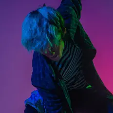 Dengarkan Flipper Floyd, tonton video musik, baca bio, lihat tanggal tur & lainnya!