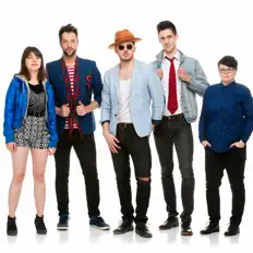 收听 Party Boots、观看音乐视频、阅读小传、查看巡演日期等 ！