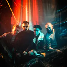 Ascolta Марки на Луну, guarda video musicali, leggi la biografia, vedi le date del tour & altro!