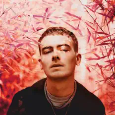 收听 Lakyoto、观看音乐视频、阅读小传、查看巡演日期等 ！