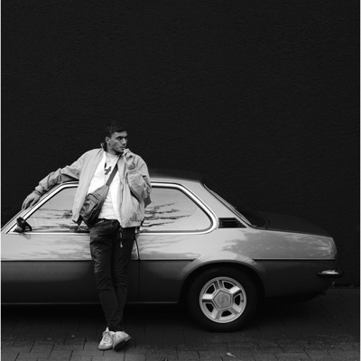 Living on a Dream (feat. Sean Dada) - Single