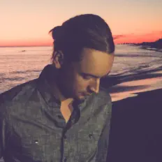 Luister naar Eric Arjes, bekijk muziekvideo's, lees de bio, bekijk de tourdata, en meer!