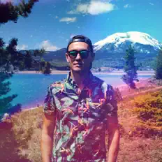 聆聽 Hermantra、觀看音樂影片、閱讀小傳、查看巡演日期等！