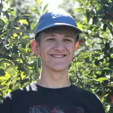 Dengarkan Dallas Stewart, tonton video musik, baca bio, lihat tanggal tur & lainnya!