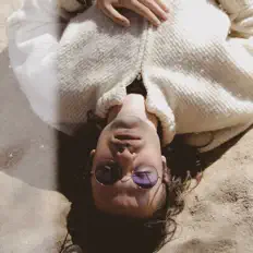 Poslechněte si interpreta Sam Nicolosi, sledujte hudební videa, přečtěte si životopis, podívejte se na data turné a další informace.