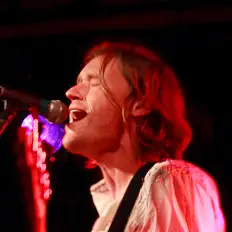 Hör dir Cameron Kelsey an, schau dir Musikvideos an, lies die Biografie, finde Tourdaten und mehr!