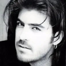 Escucha a Kerim Tekin, mira videos musicales, lee su biografía, consulta las fechas de las gira y más.