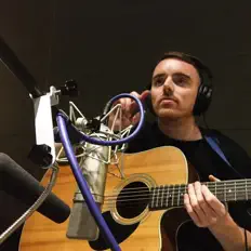 Hör dir Craig Fee an, schau dir Musikvideos an, lies die Biografie, finde Tourdaten und mehr!