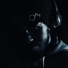 Ouça King V, assista a videoclipes, leia a biografia, veja as datas das turnês e mais!