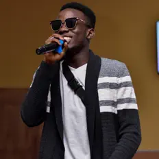 Escucha a Solid, mira vídeos musicales, lee la biografía, consulta fechas de giras y mucho más.