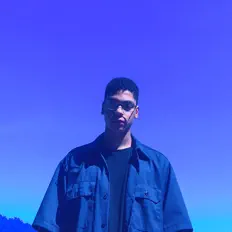 Wannabeを聴いたり、ミュージックビデオを鑑賞したり、経歴やツアー日程などを確認したりしましょう！