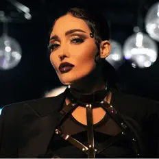 聆聽 Анна Добриднєва、觀看音樂影片、閱讀小傳、查看巡演日期等！