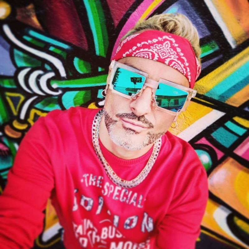Mike de la Cruz