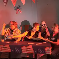 Ακούστε περιεχόμενο από The Excuses, παρακολουθήστε μουσικά βίντεο, διαβάστε το βιογραφικό, δείτε ημερομηνίες περιοδείας, και πολλά ακόμη!