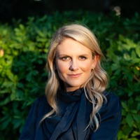 Elizabeth Lyons