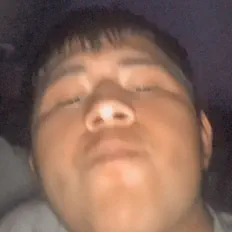 聆聽 Cheesman、觀看音樂影片、閱讀小傳、查看巡演日期等！