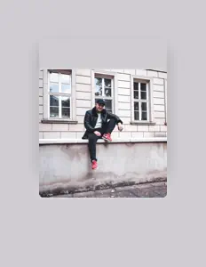 Ascolta Dardan Albano, guarda video musicali, leggi la biografia, vedi le date del tour & altro!