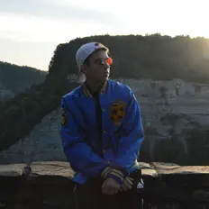 MC Campbelle을(를) 듣고, 뮤직 비디오를 보고, 약력을 읽고, 투어 일정 등을 확인하세요!