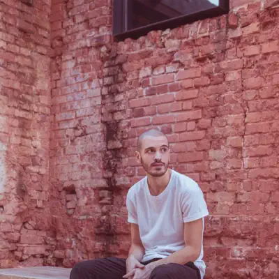 Listen to josefe, watch music videos, read bio, see tour dates & more!